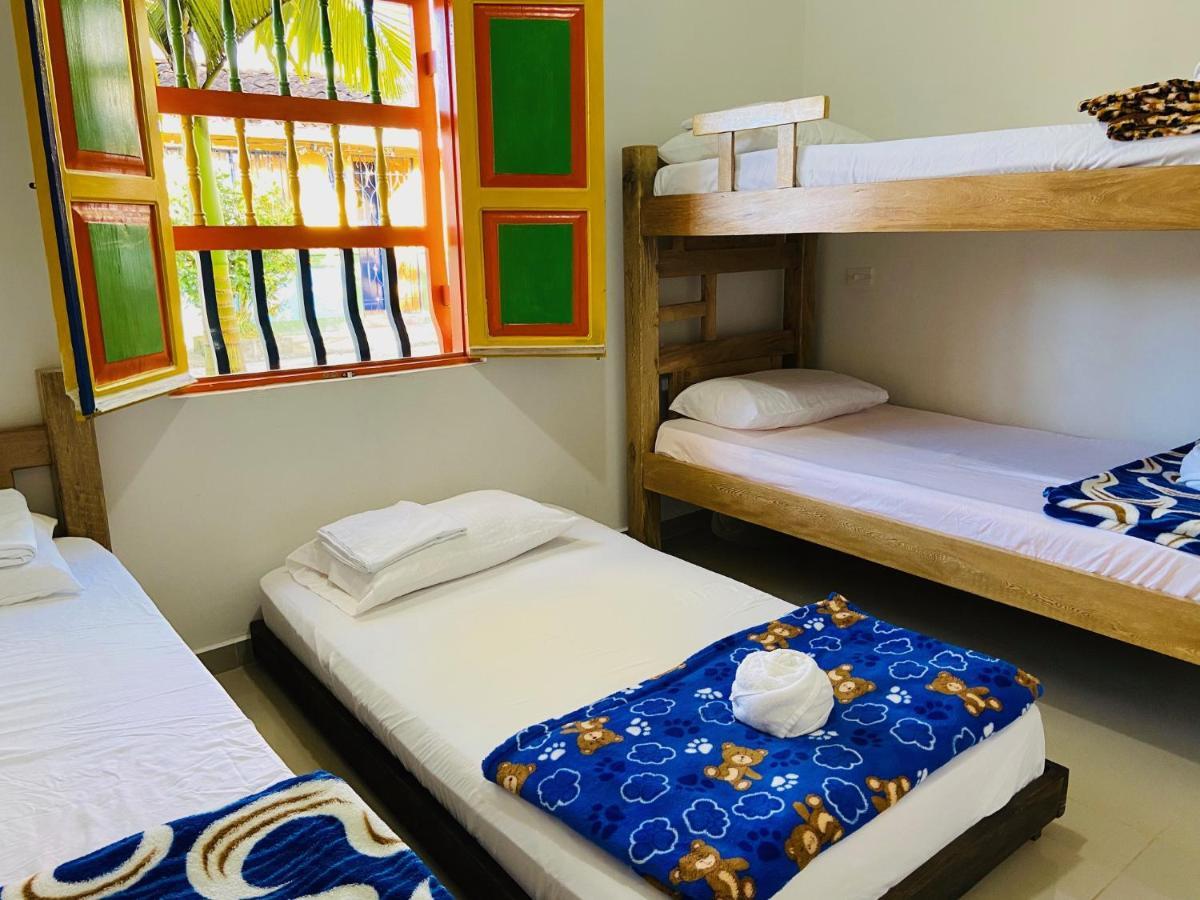 Guatapé Casa Hostal Las Palmeras מראה חיצוני תמונה